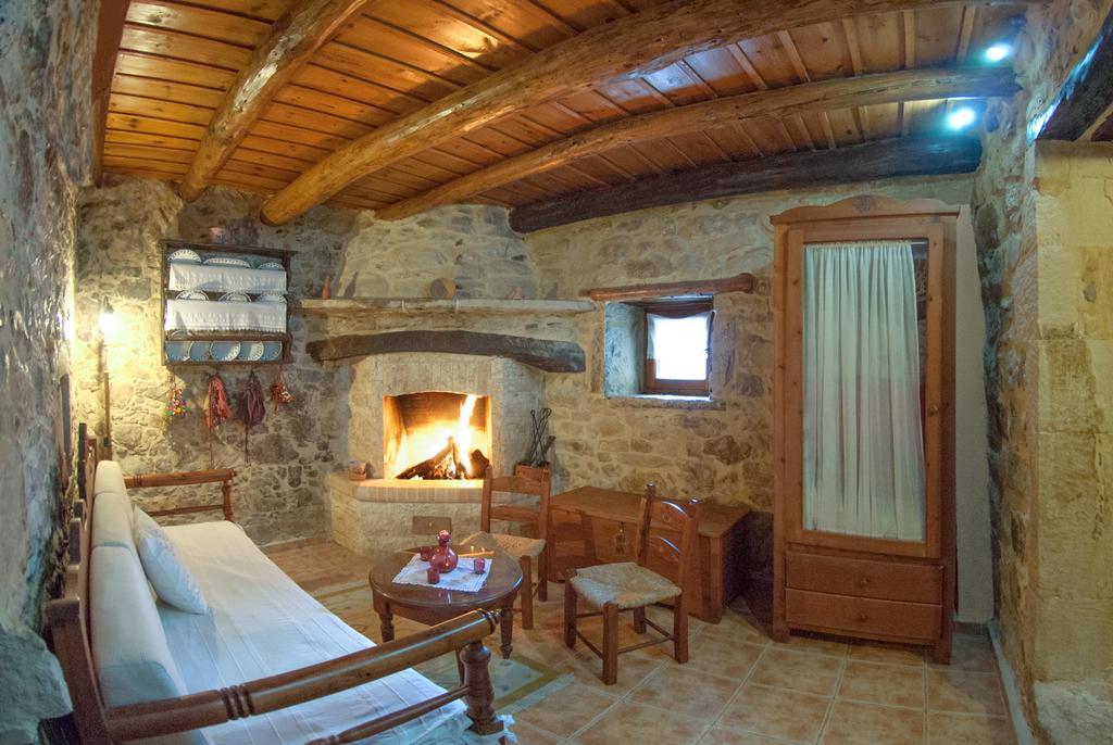 Kouriton House Guest House Margarítai Rom bilde